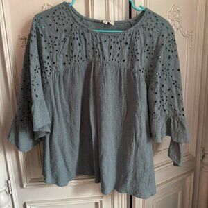 Umgee teal dolman sleeve blouse w/ eyelet accents, women's size small
